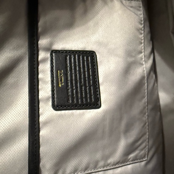 Tumi Voyageur Colina Duffel bag in black nylon - Picture 3 of 4